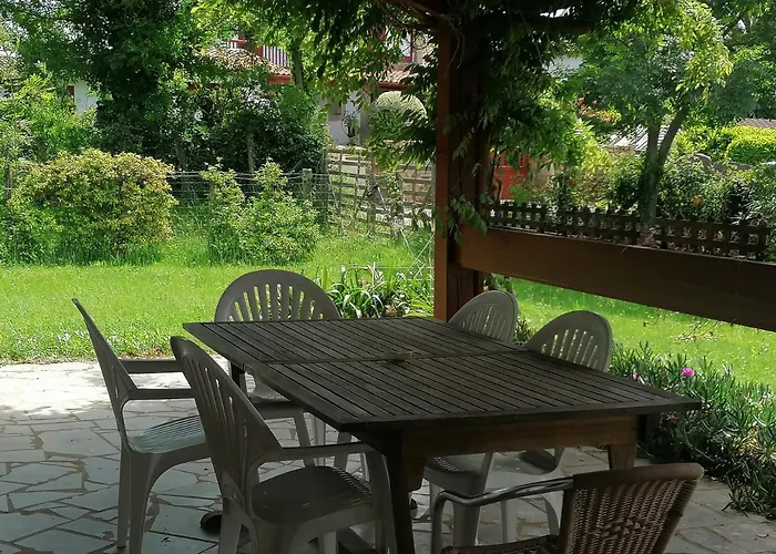 Baketsua 度假居 圣皮索内维尔